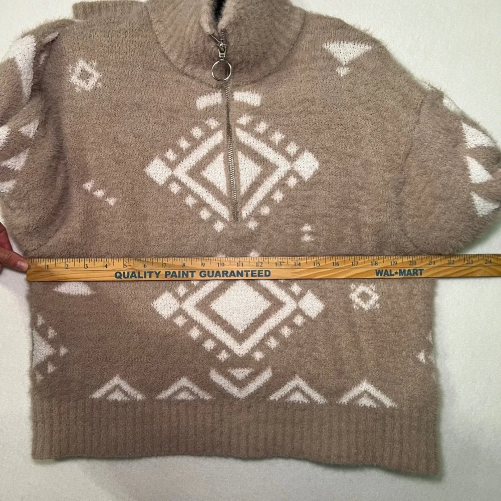 Jessica‎ Simpson Women's Tan Eyelash Knit Geometric Boho Southwestern Sweater L
